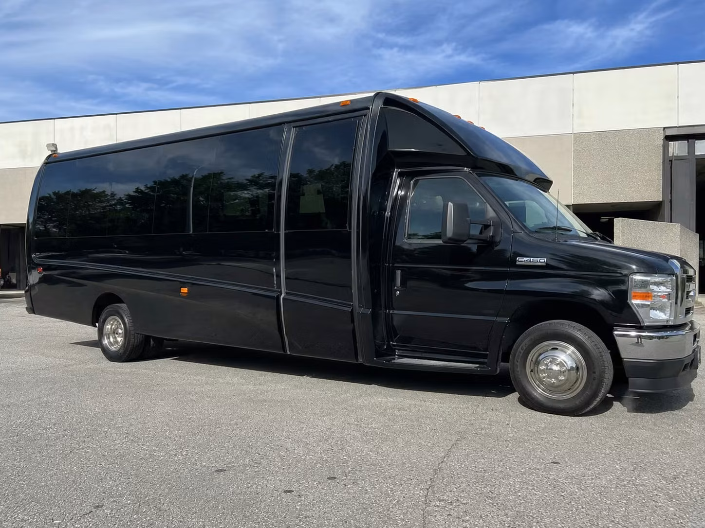 18 passenger minibus