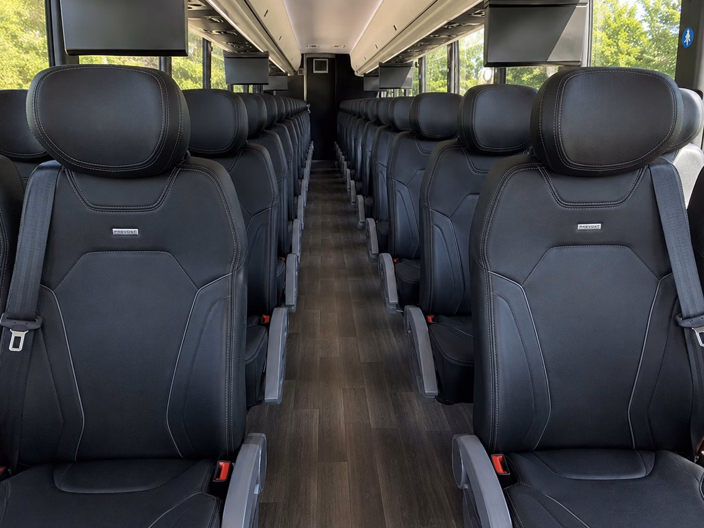 with charterbusrentallasvegasnv com you ll never be limited to just one fleet for your las vegas wedding
